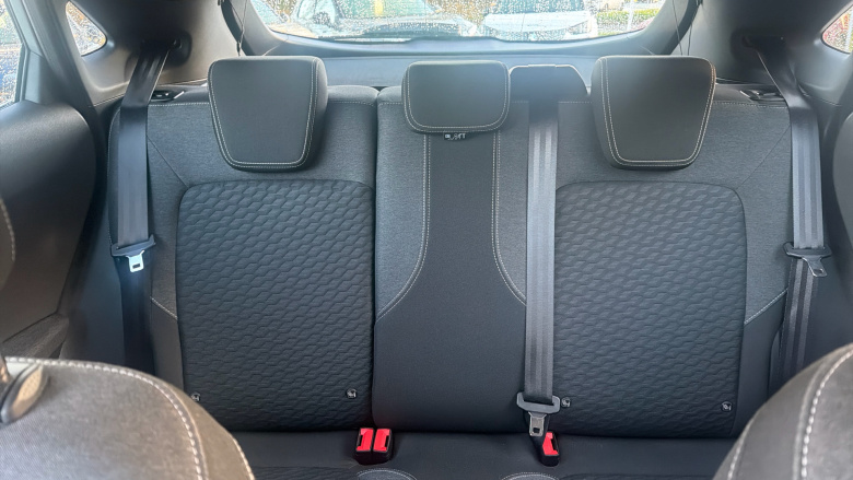 Ford Puma 1.0 EcoBoost Hybrid mHEV Titanium 5dr Petrol Hatchback